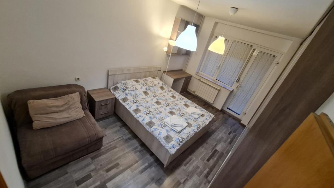 Center Cosy Apartment Skopje Buitenkant foto