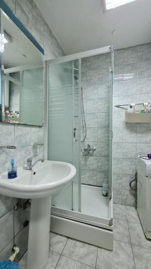 Center Cosy Apartment Skopje Buitenkant foto